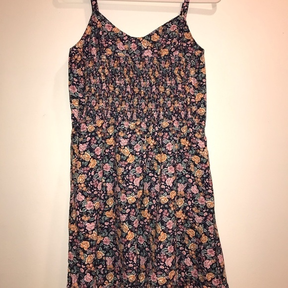 Old Navy NWT Floral Sun Dress Size Large - Picture 2 of 6